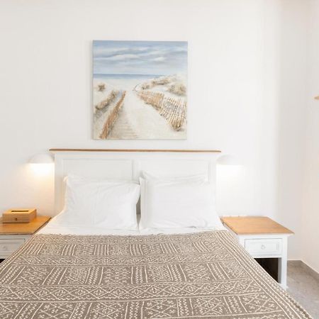 Parosquare Central Suites Εξωτερικό φωτογραφία