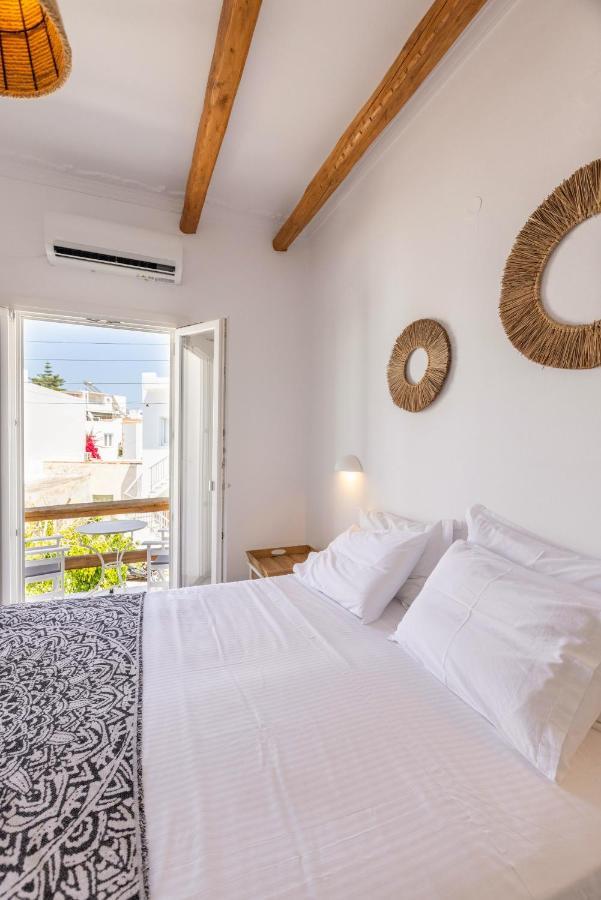 Parosquare Central Suites Εξωτερικό φωτογραφία