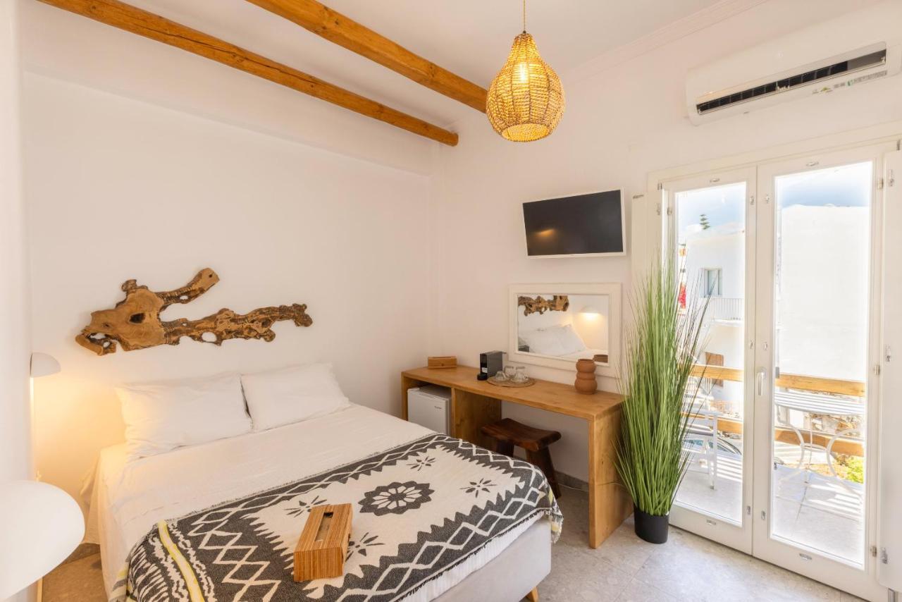 Parosquare Central Suites Εξωτερικό φωτογραφία